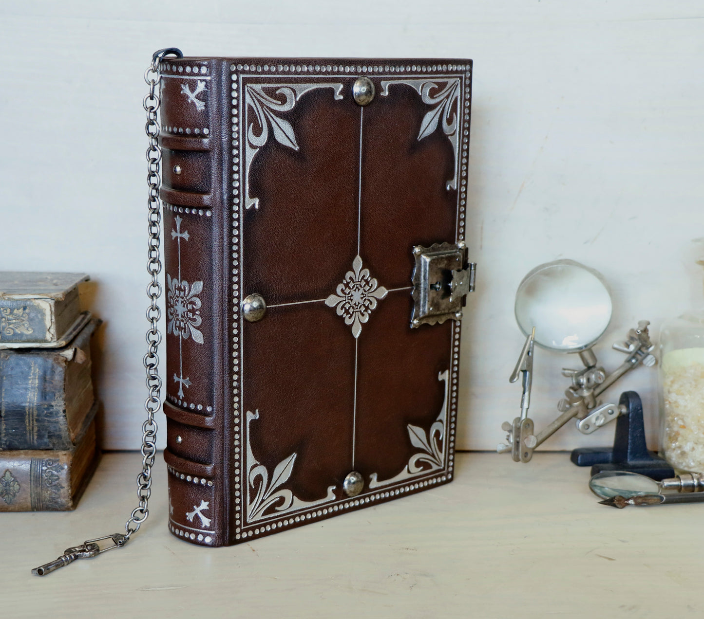 Journal with Lock and Key, Antique Brown Leather with Silver decoration - Codex Argentum