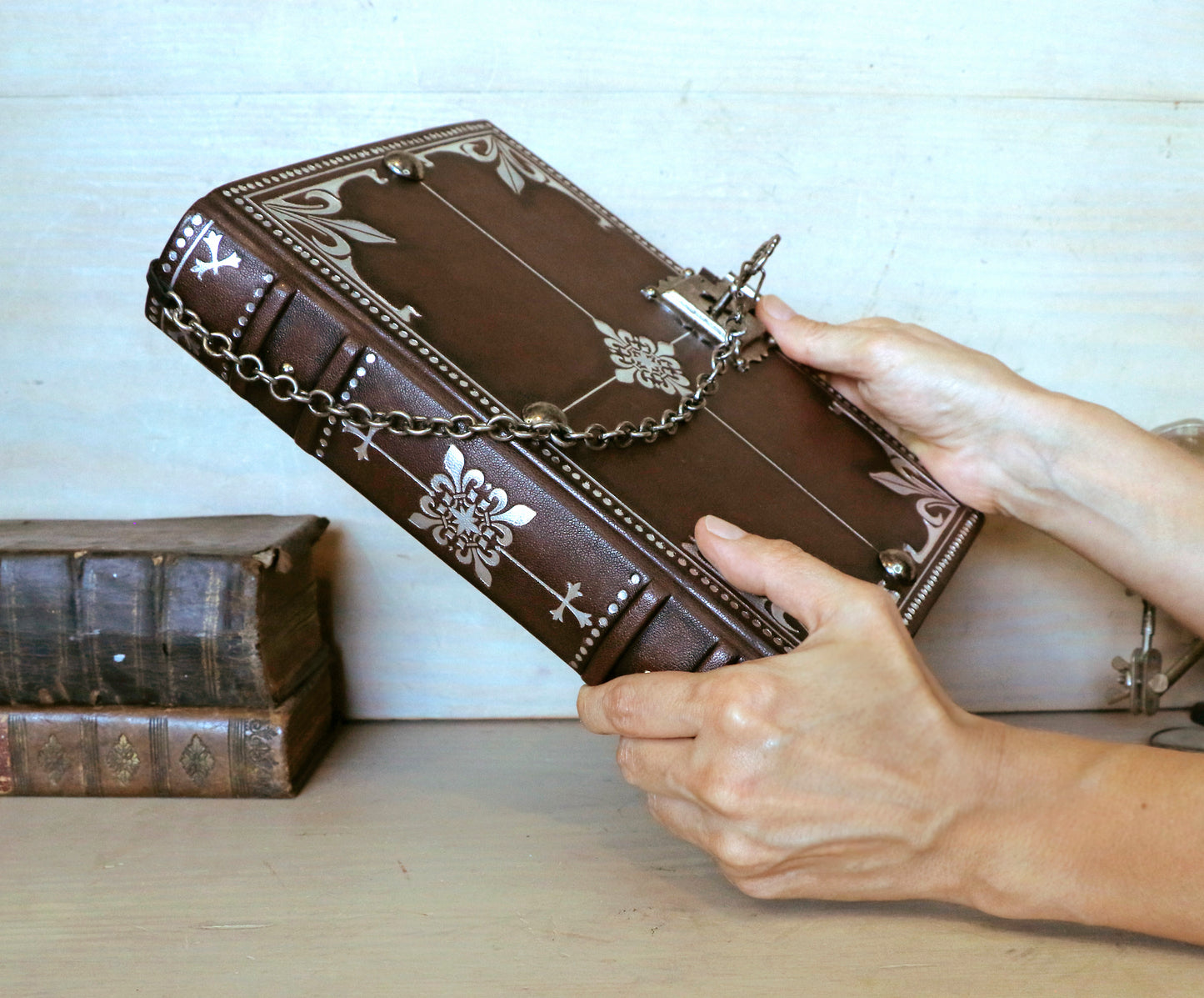Journal with Lock and Key, Antique Brown Leather with Silver decoration - Codex Argentum