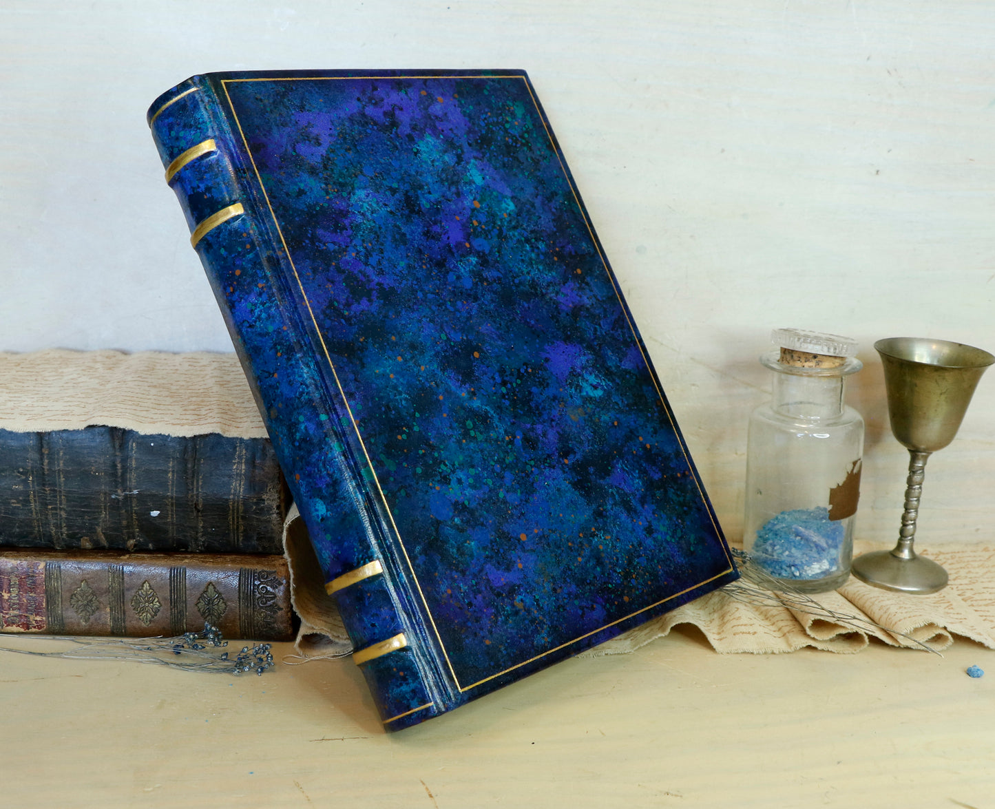 Blue leather journal with hand marbled decoration - Ocean Waves