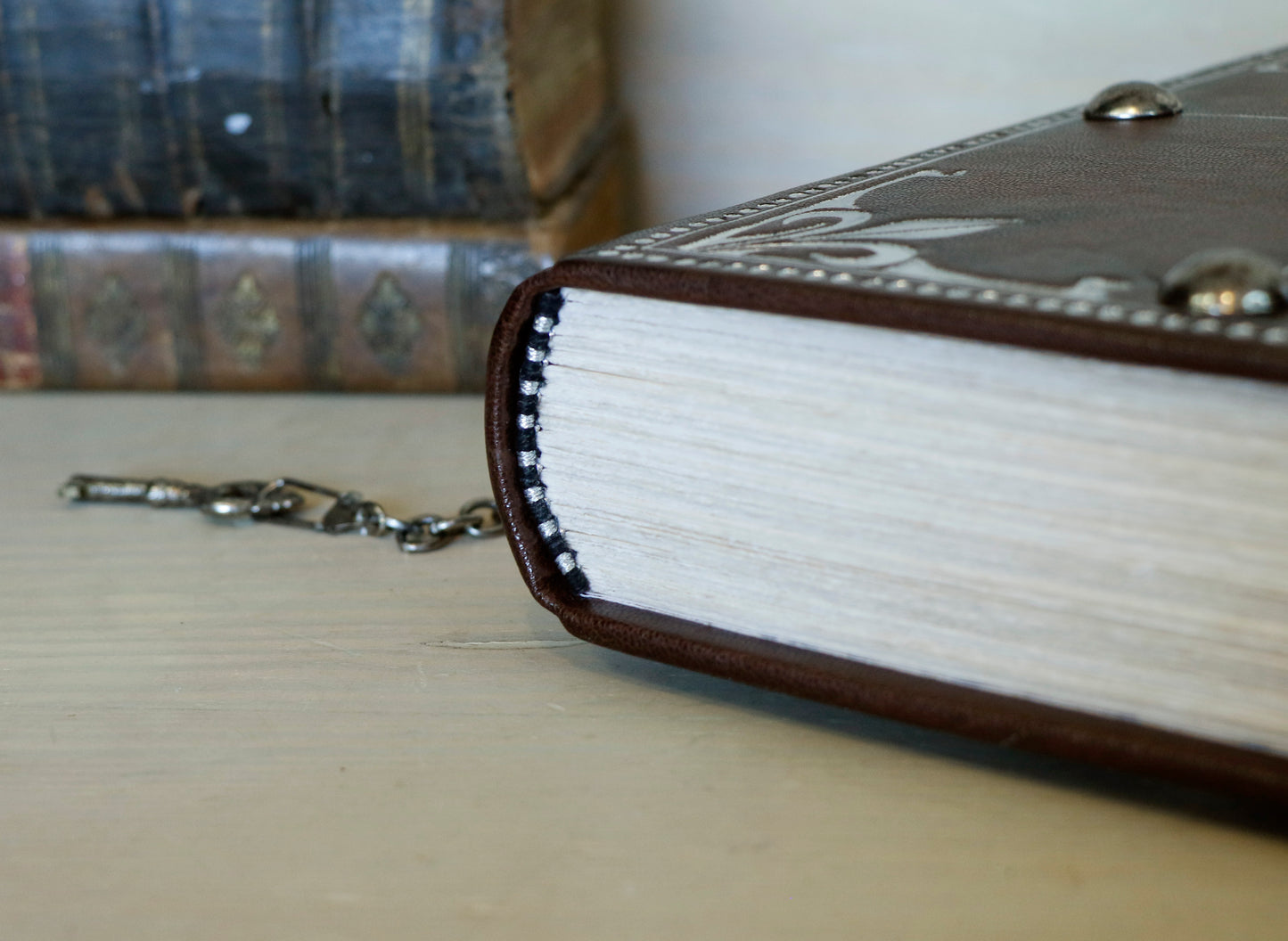 Journal with Lock and Key, Antique Brown Leather with Silver decoration - Codex Argentum