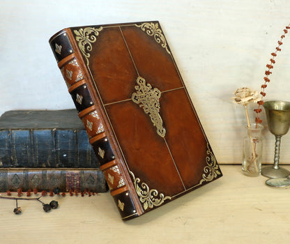Antiqued brown leather journal with cross decoration - Faith