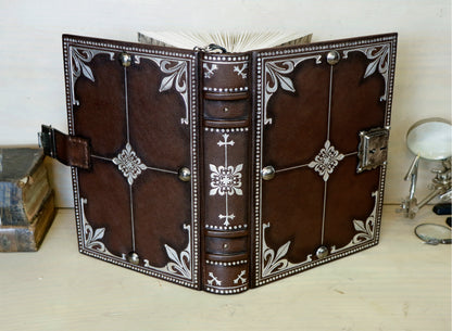 Journal with Lock and Key, Antique Brown Leather with Silver decoration - Codex Argentum