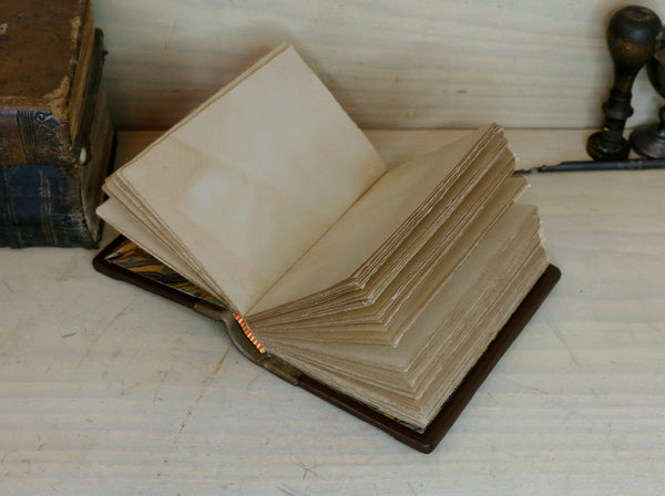 Vintage leather journal, Tea stained pages - Vintage Leaves
